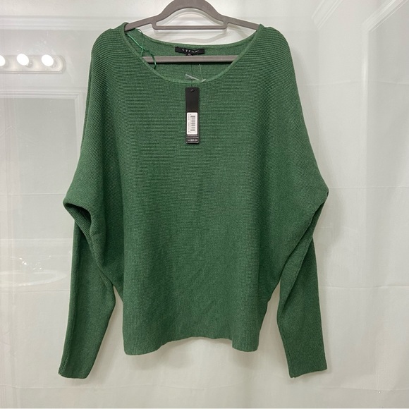 Cyrus Sweaters - Cyrus Womens Sweater Size XL Green